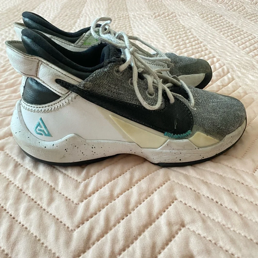 Nike sneakers - Picture 5 of 5